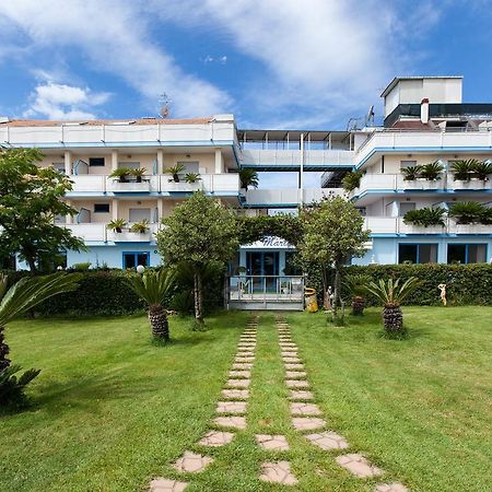 Hotel Marina Roseto Degli Abruzzi Dış mekan fotoğraf