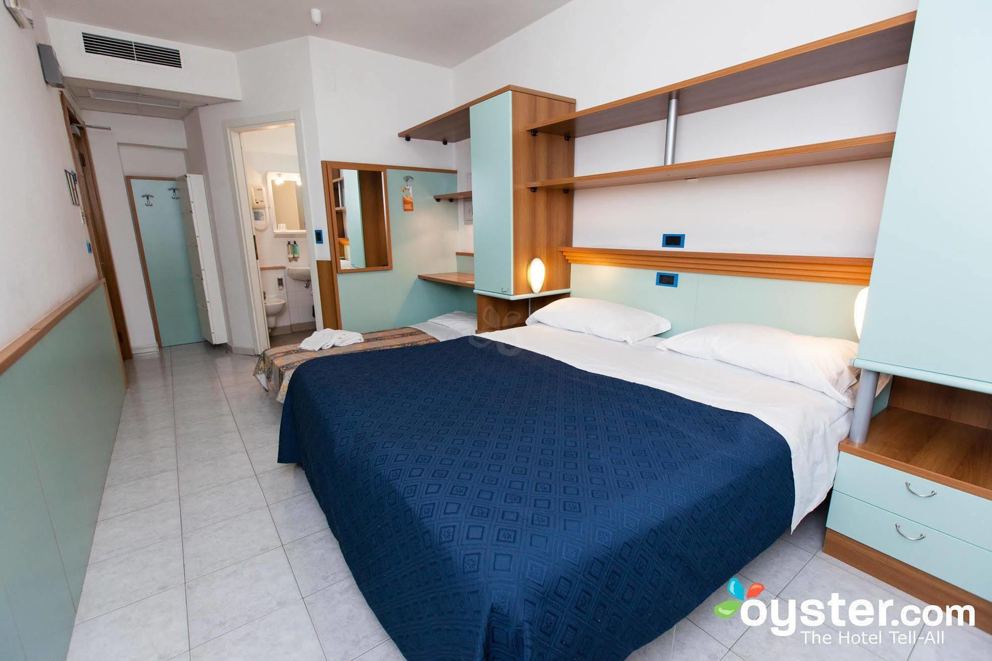 Hotel Marina Roseto Degli Abruzzi Dış mekan fotoğraf