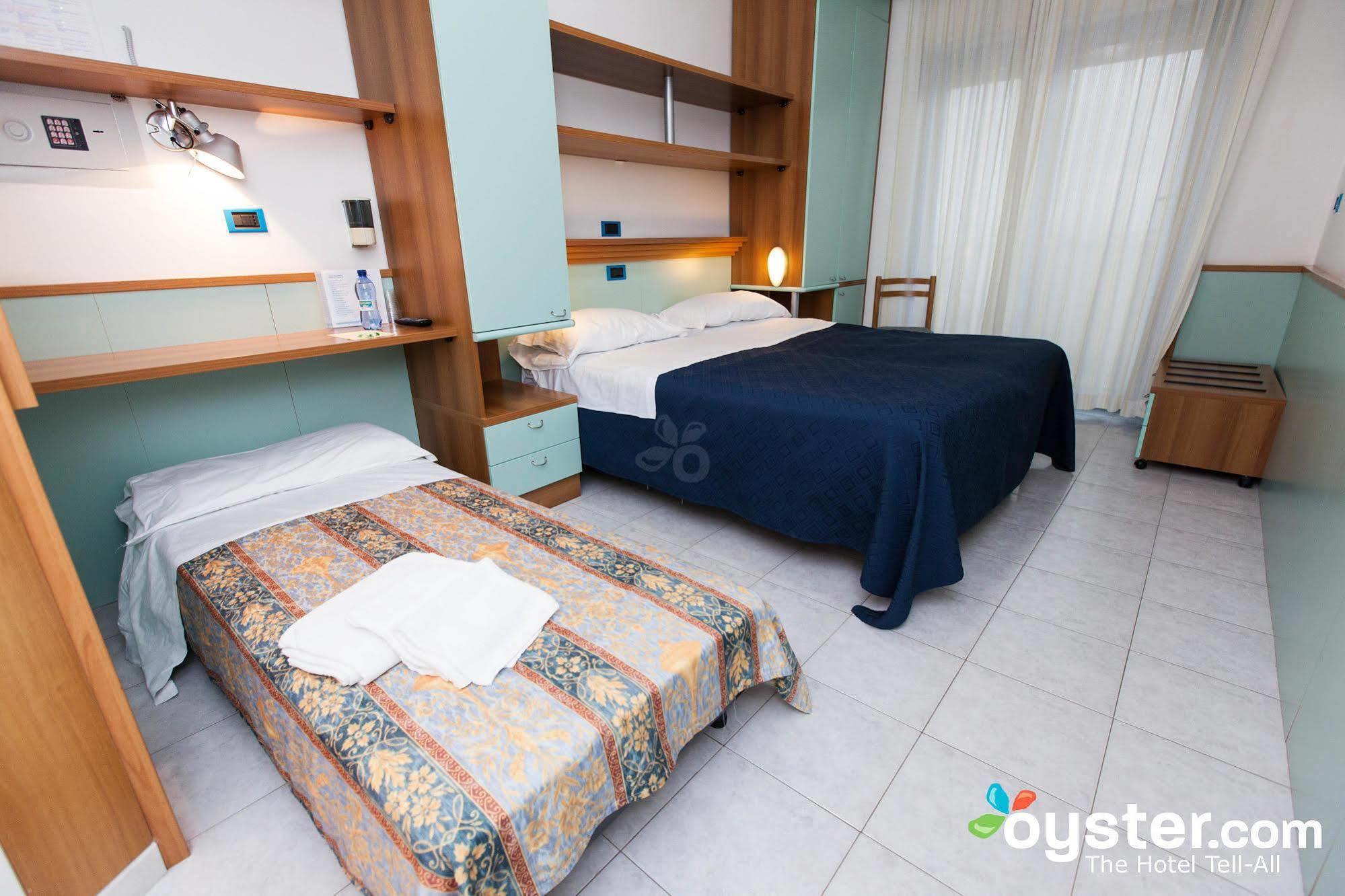 Hotel Marina Roseto Degli Abruzzi Dış mekan fotoğraf