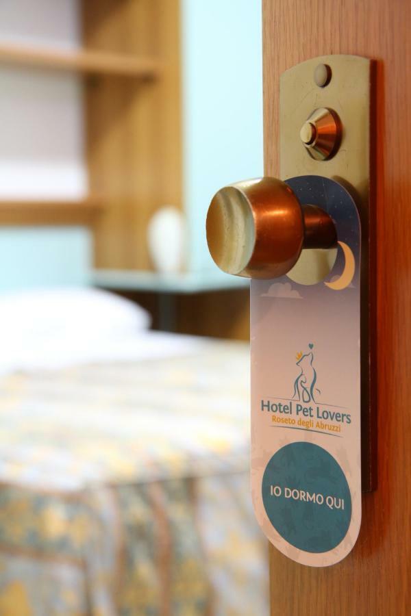 Hotel Marina Roseto Degli Abruzzi Dış mekan fotoğraf